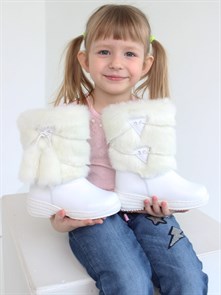 {{productViewItem.photos[photoViewList.activeNavIndex].Alt || productViewItem.photos[photoViewList.activeNavIndex].Description || 'Детские белые, литая подошва'}}